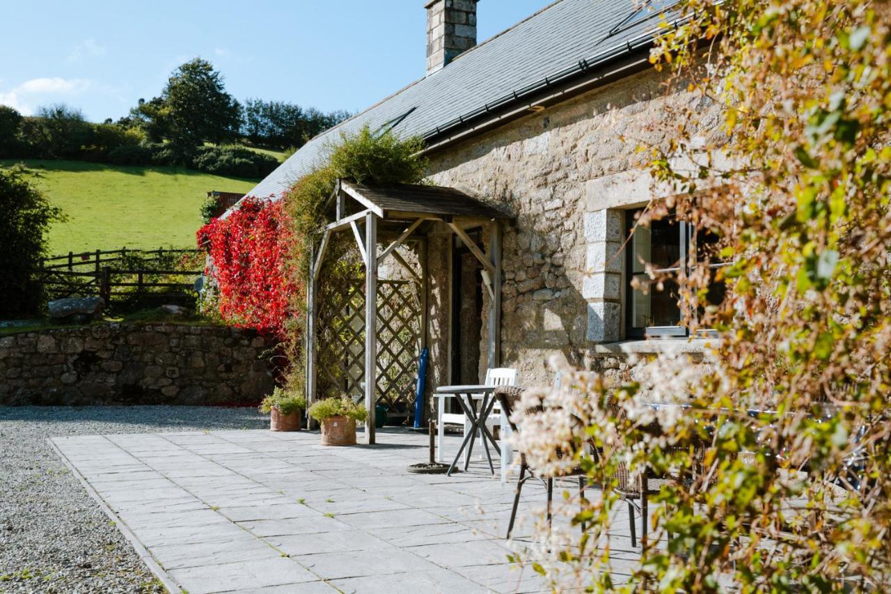Higher Weddicott Barn Holiday Cottage - Self Catering Chagford Exteriör bild